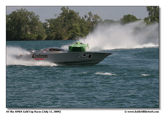 Looks like an accident waiting to happen!!