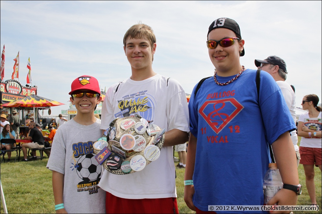 Showing off the "lucky race hat"